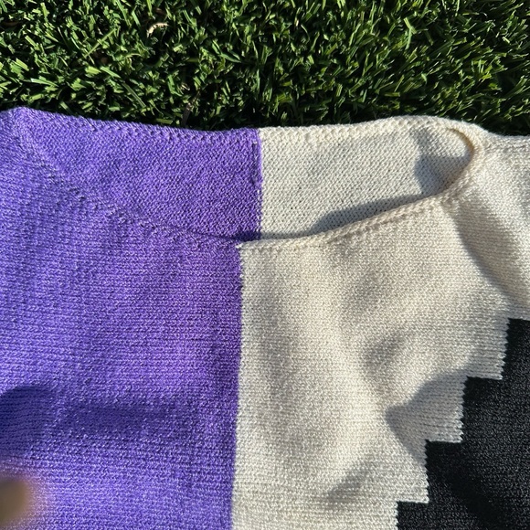 Deliciously vintage geometric woman’s sweater S/M - Picture 2 of 7